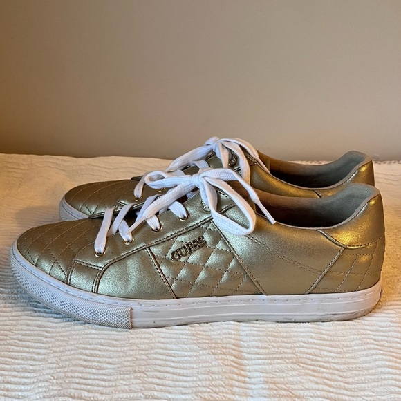Guess Metallic Gold Sneakers Causual Lace Up Shoe Size 12 - Picture 1 of 8